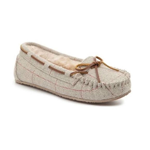 NWOB Minnetonka Moccasins Women’s Fabric Gina Trapper Tan/Herringbone Size 6 - Picture 1 of 10